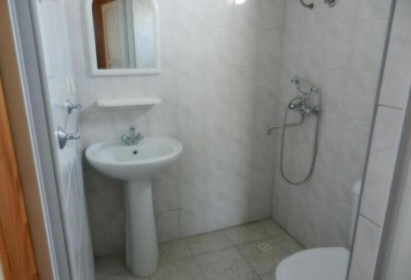 اتاق لوکس با بالکن, Guest House Roman/gonio
