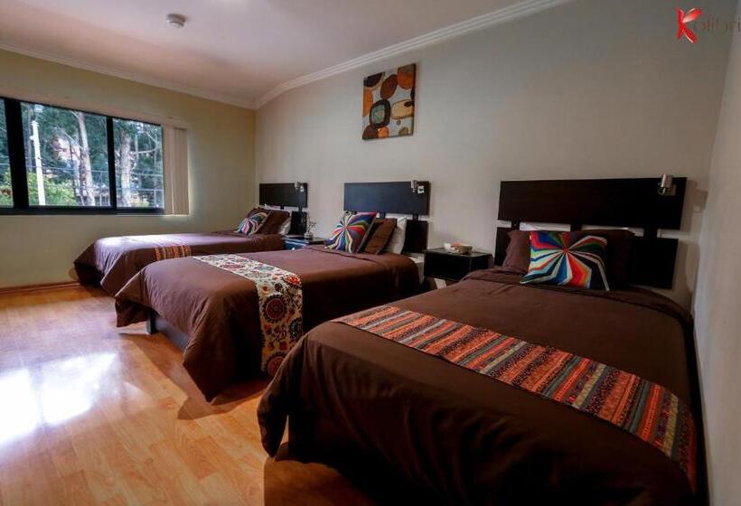 Трехместный Номер Deluxe, Hostal Kolibri B&b