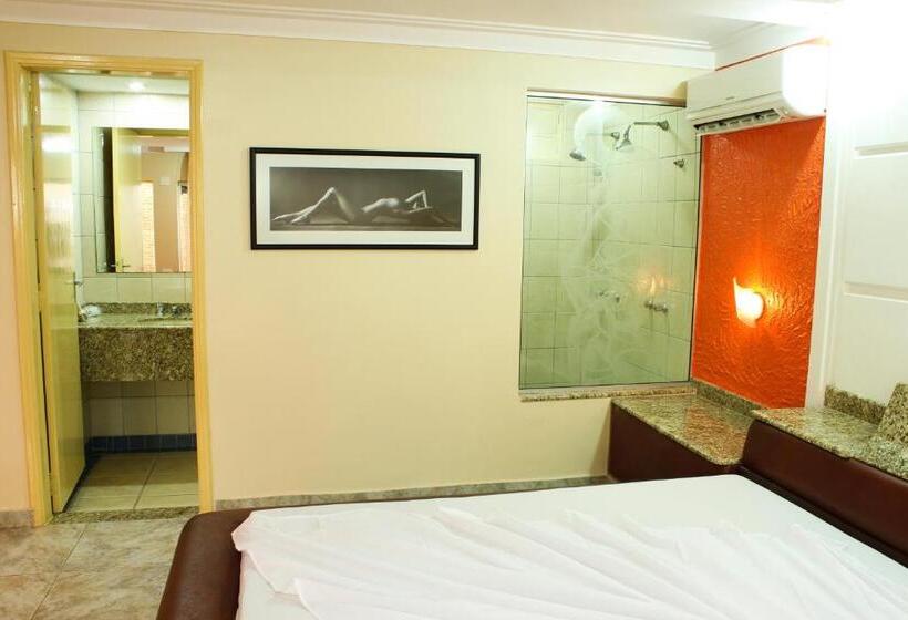 Quarto Superior Cama King, Medieval Motel E Hospedagem