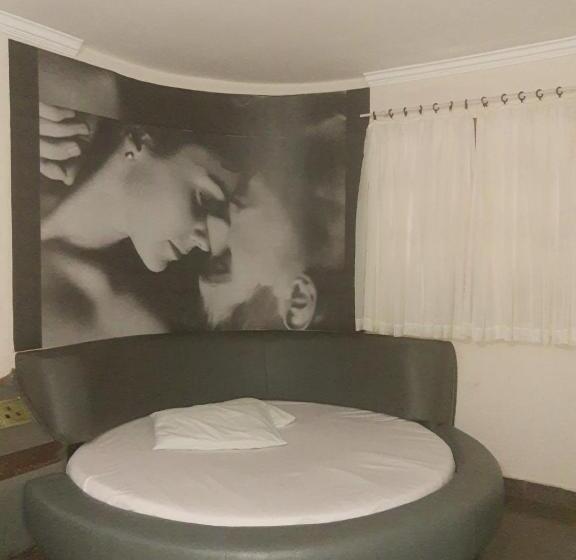Quarto Economy, Medieval Motel E Hospedagem