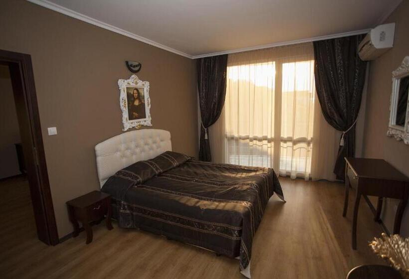 Апартаменты Deluxe 1 Спальня, хотел ред