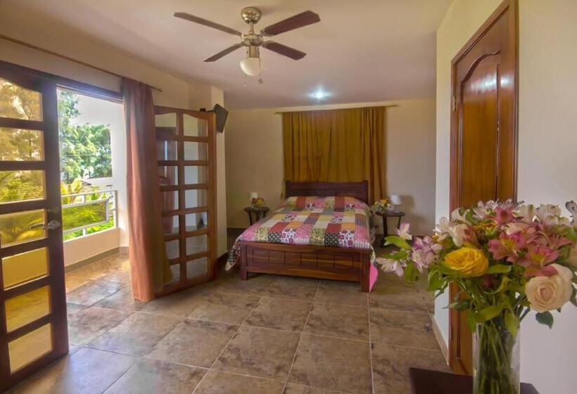 Люкс Deluxe Вид на Море, Puerta Sol Inn
