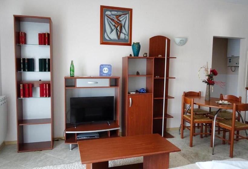 آپارتمان 1 خوابه با بالکن, Club Topaz Apartments