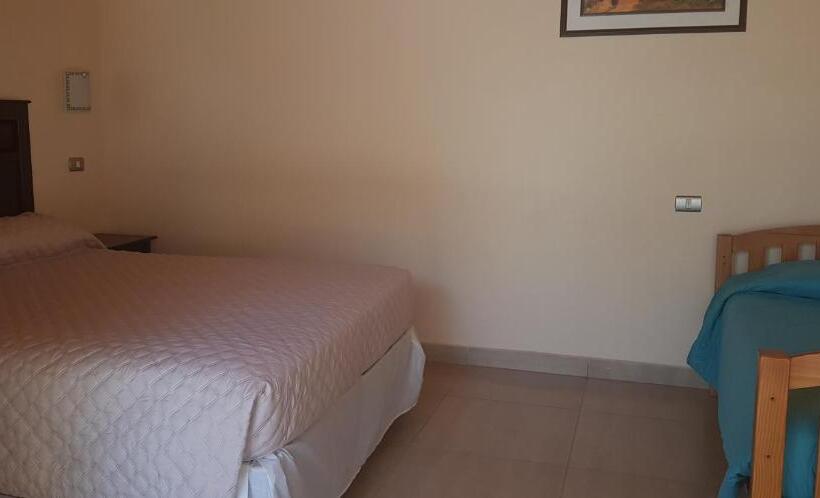 标准三人间, Hostal Atacama North
