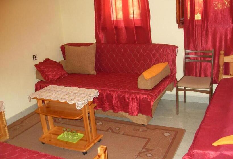 Номер Стандарт Трехместный, Guest House Rimski Most