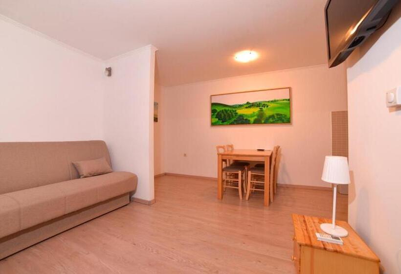 سوییت, Guesthouse Les