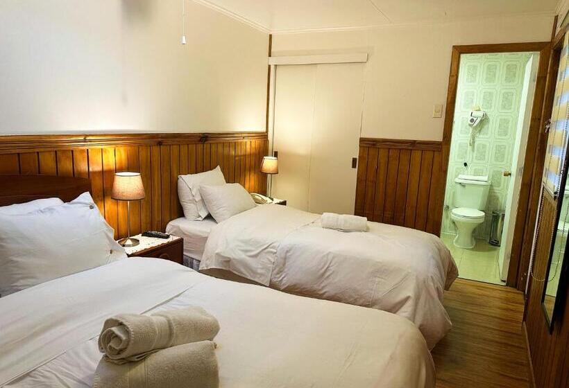 スタンダードトリプルルーム, Hostal Cordillera