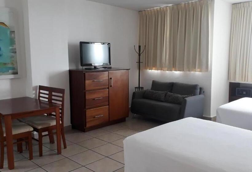 Standart Stüdyo, Banderas Suites