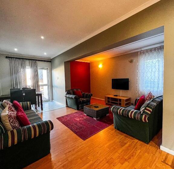 침실 3개 아파트, Goulden Street Guest House