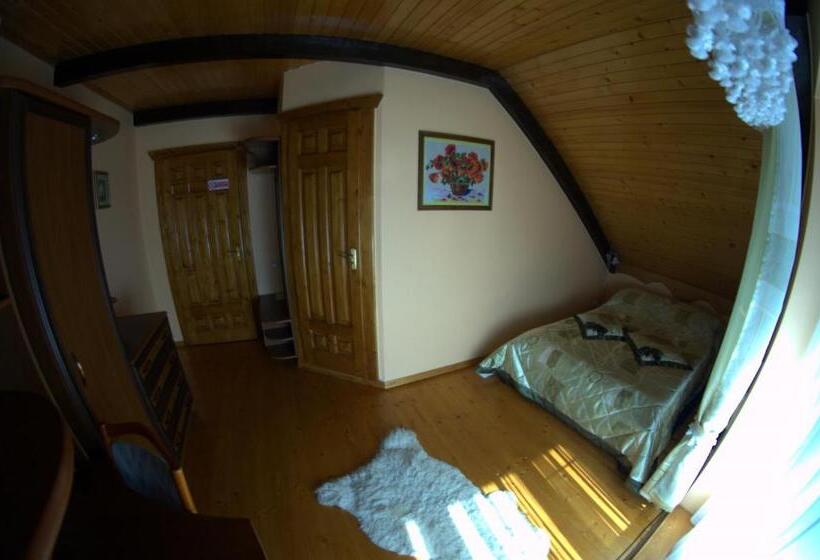 이코노미 룸, Prutets Guest House