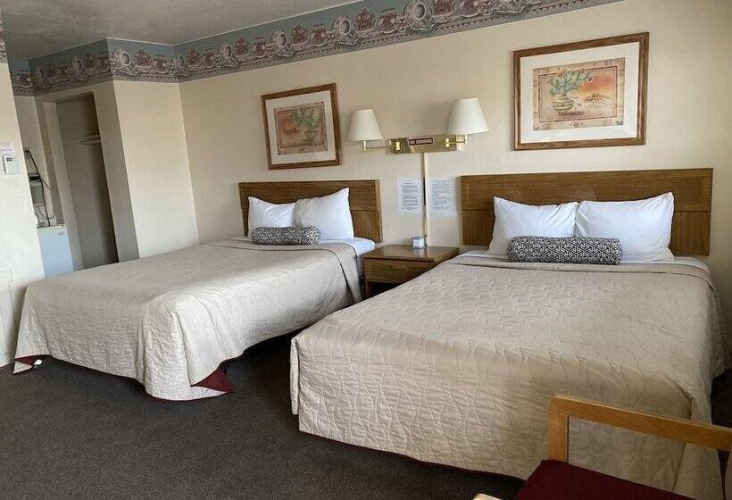 Номер Стандарт 2 Двуспальные Кровати, Rainbow Inn & Cottages