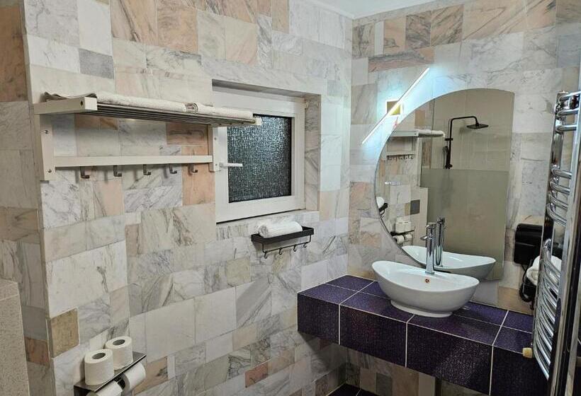 Номер Superior, Amethyst House