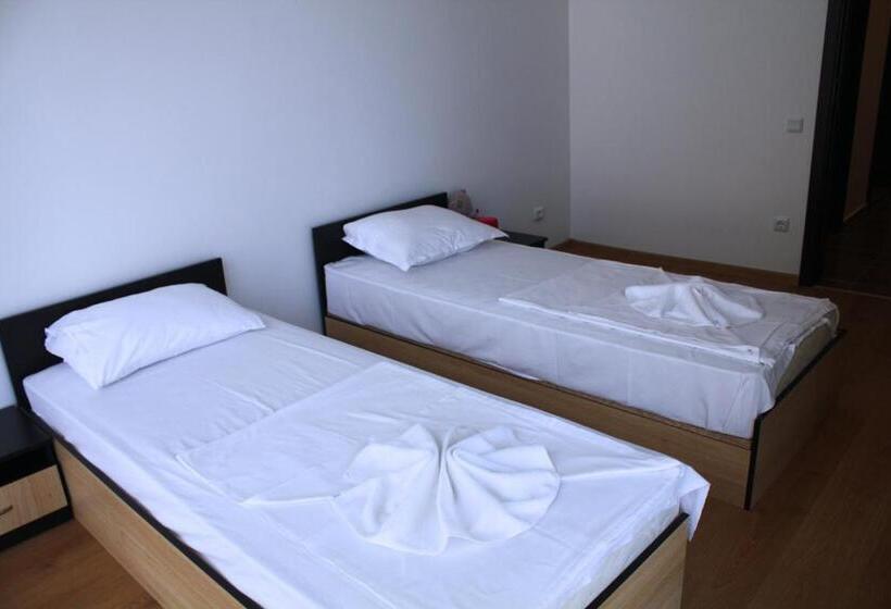 Апартаменты 2 Спальни, Guest House Ask
