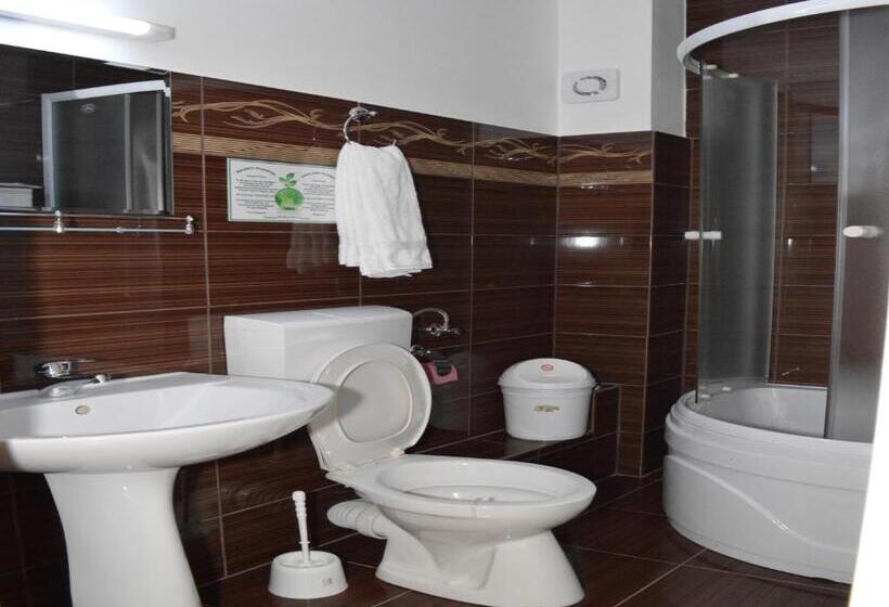 اتاق استاندارد, Pensiunea Beverly Hills