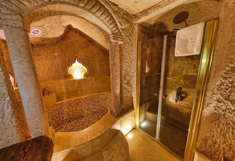 سوییت جونیور, Eyes Of Cappadocia Cave