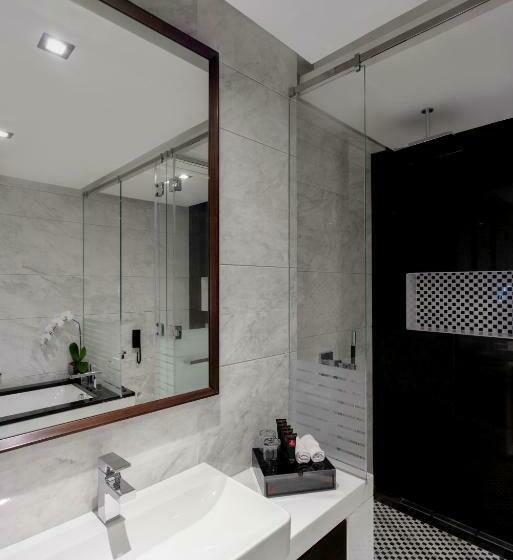 Номер Superior Кровать Кинг, Renaissance Business Bay Hotel, Dubai