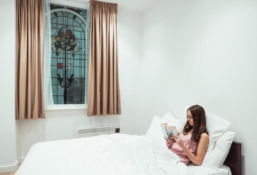 침실 2개 아파트, Terlon Apartments