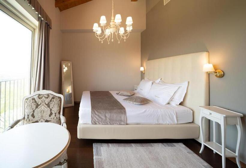 디럭스 룸, Wine Residence Cattunar