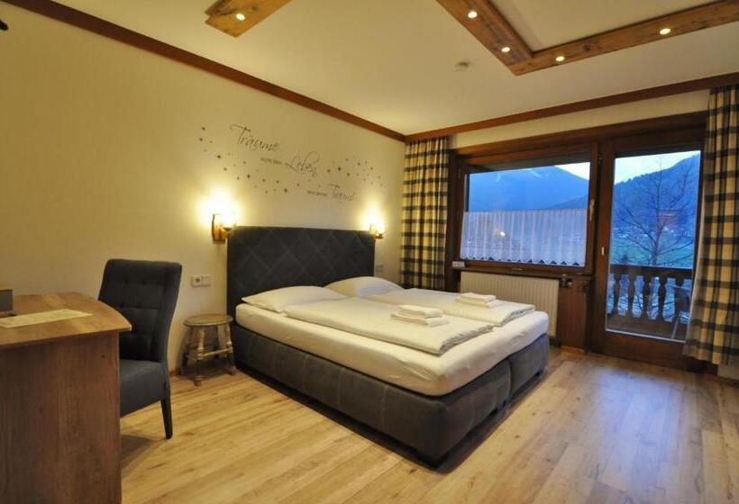 Семейный Номер, Pension & Apartments Weissbriach