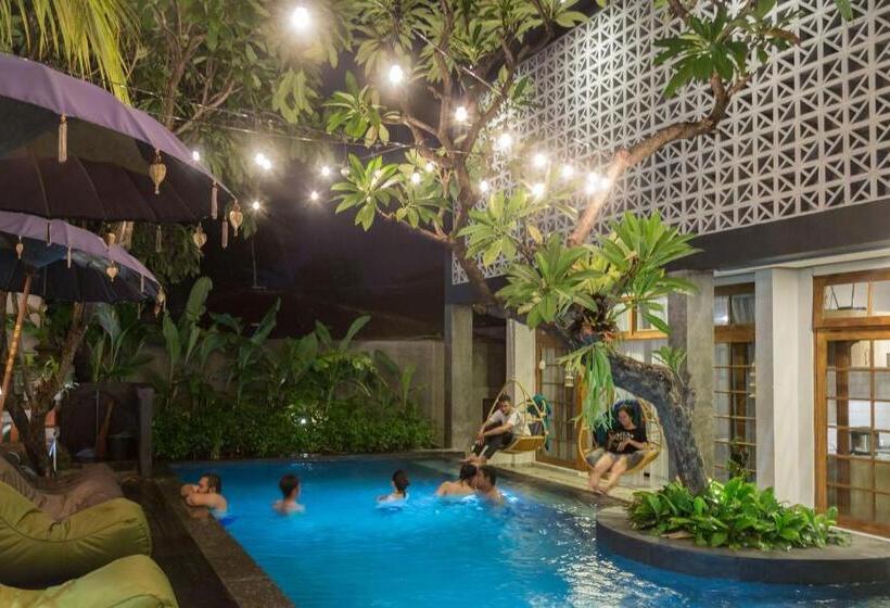 Семейный Номер, Interconnection Hostel