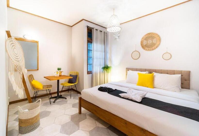 Номер Deluxe, Interconnection Hostel
