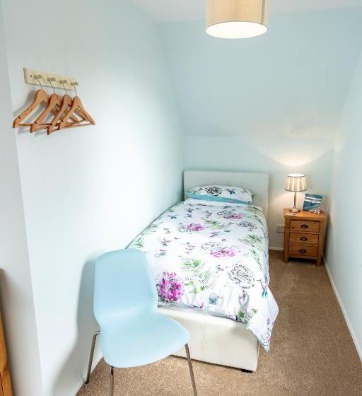 Quarto Estandar, Croft 17