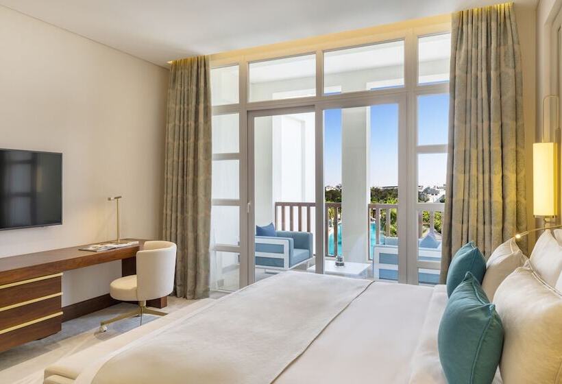 اتاق لوکس با چشم‌انداز استخر, Al Messila, A Luxury Collection Resort & Spa, Doha