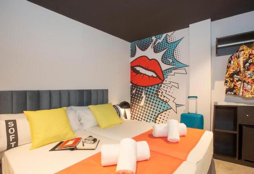 スタンダードインサイドビュールーム, Casual Pop Art Benidorm