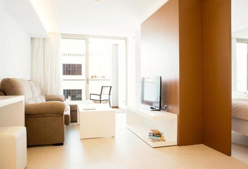 سوییت جونیور با بالکن, Monsuau Cala D Or Hotel 4 Sup   Adults Only