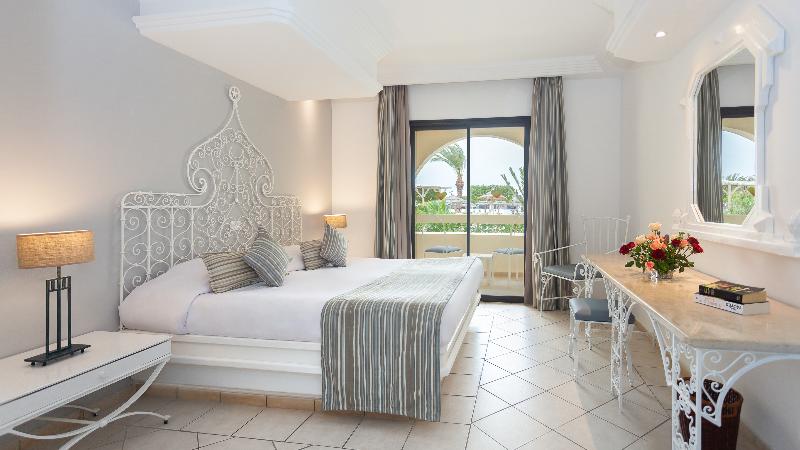 سوییت جونیور با بالکن, Monsuau Cala D Or Hotel 4 Sup   Adults Only