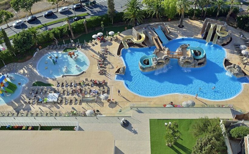 Номер Стандарт Вид на Бассейн, Sol Barbados