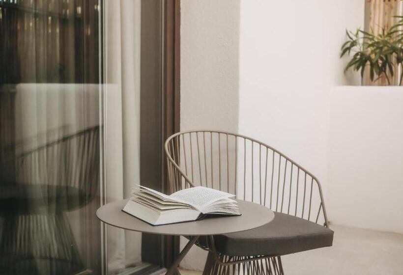 Quarto Superior com Sacada, Barefoot Hotel Mallorca