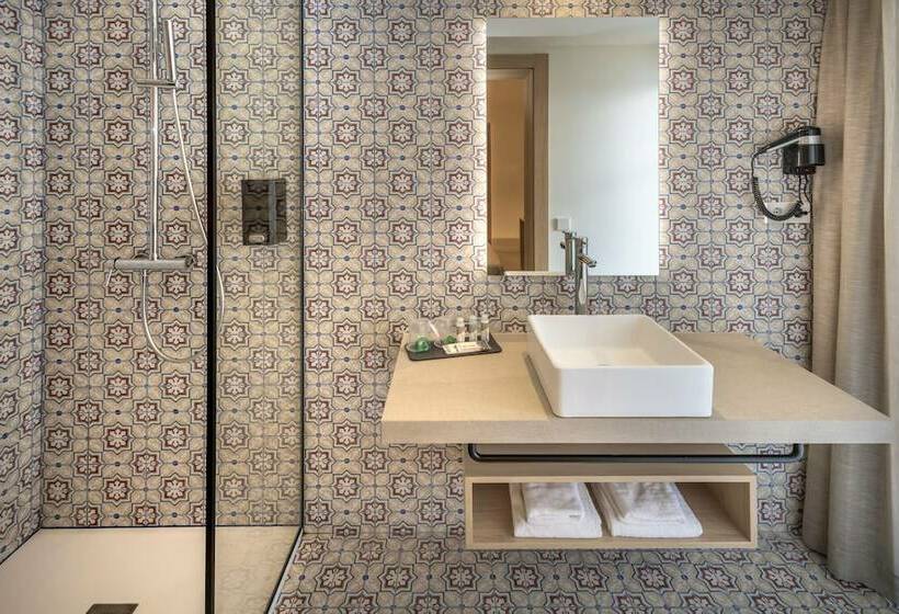 Family Suite, Alhambra