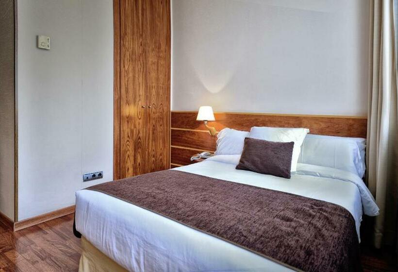 Номер Basic, ITC Barcelona By Soho Boutique