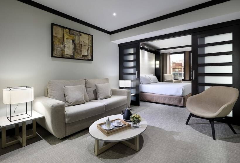 Люкс, Melia Barcelona Sarriá