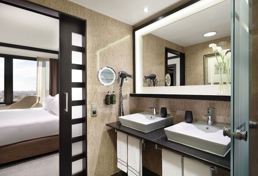 Люкс, Melia Barcelona Sarriá