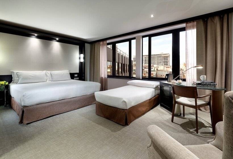 Номер Стандарт Трехместный, Melia Barcelona Sarriá