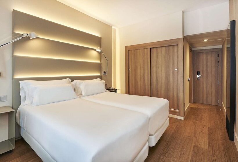 Номер Стандарт, NH Sants Barcelona