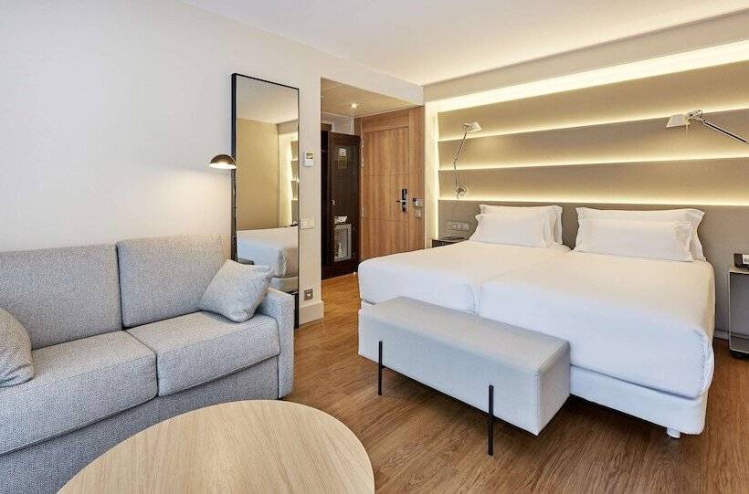 Полулюкс Одноместный с Террасой, NH Sants Barcelona