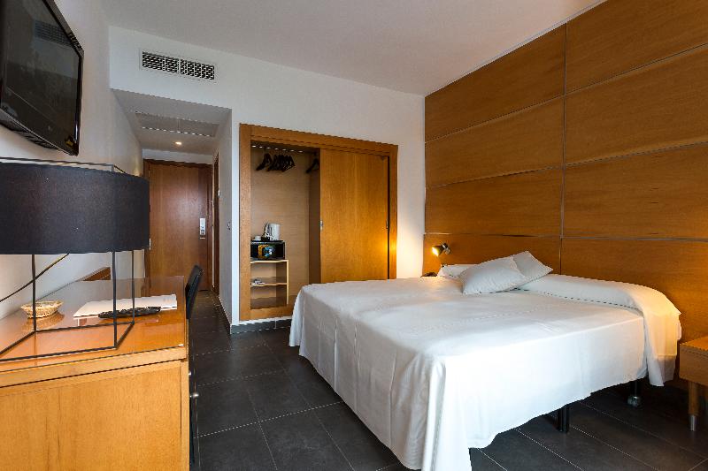 غرفة قياسية مطلّة علي البحر, Palladium Hotel Cala Llonga - Adults Only