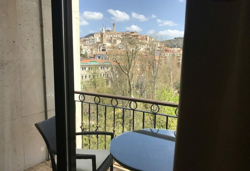 Junior Suite, Alfonso Viii De Cuenca