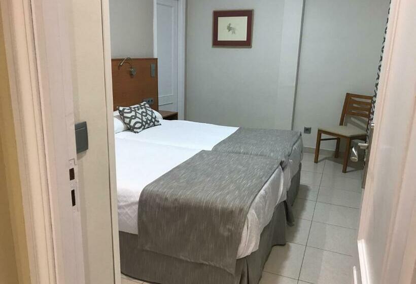 Apartamento 2 Dormitorios, Alfonso Viii De Cuenca