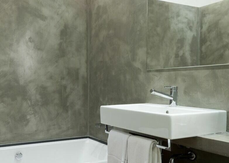 Premium-huone, Alga