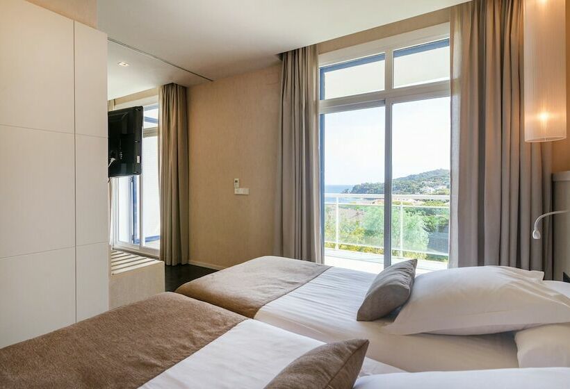 Standard-huone, Alga