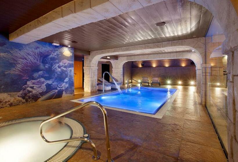 经济房, Pimar  & Spa