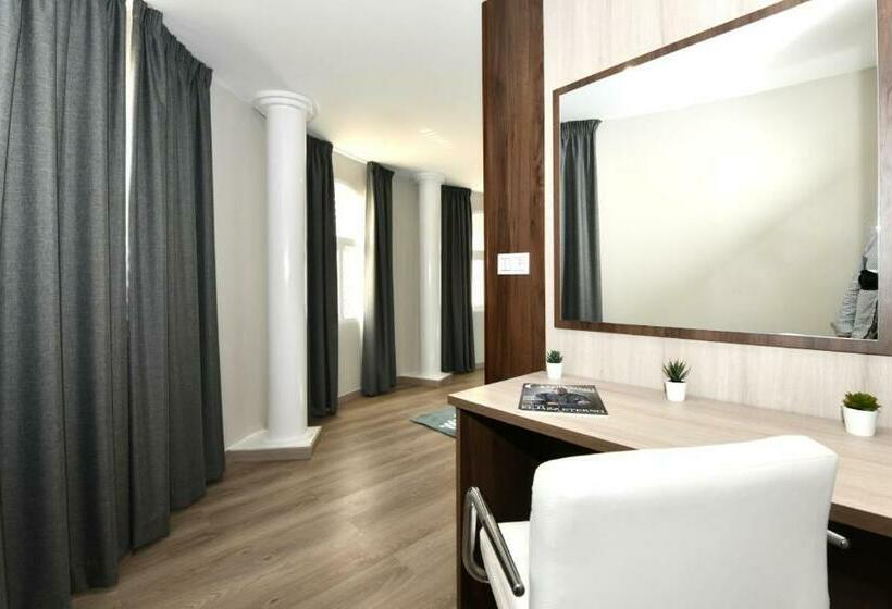 סוויטה, Salobreña Suites