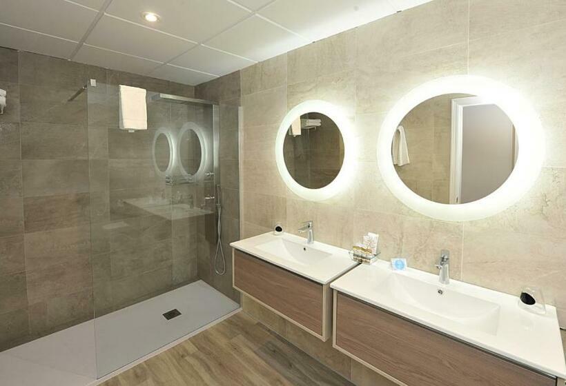 Полулюкс с Балконом, Salobreña Suites