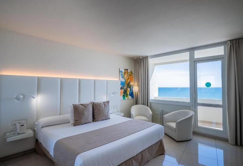 オーシャンビュースーペリアールーム, On Hotels Oceanfront - Adults Designed