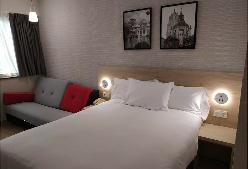 Семейный Номер, Ramada By Wyndham Madrid Tres Cantos