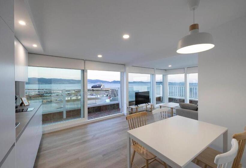１ベッドルームペントハウスアパート, Apartamentos Rotilio